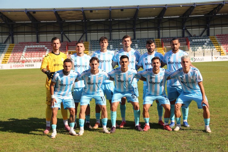 pazarspor-ligin-6-haftasinda-deplasmanda-duzce-cam-duzcespor-ile-karsi-karsiya-4.jpg