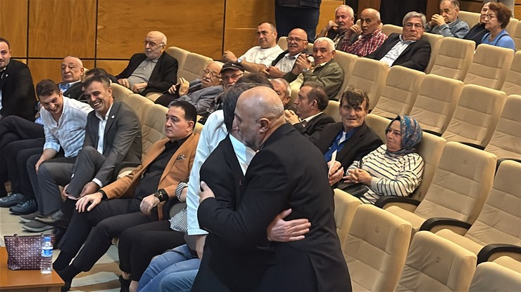 yeni-parti-rize-buyuk-il-kongresi-oncesinde-il-baskanligi-icin-on-secim-duzenlendi-10.jpg