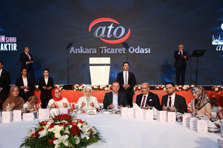 atoda-secim-sureci-tamamlandi-gursel-baran-yeniden-baskan-secilirken-rizeli-is-insani-ve-bilgisayar-muhendisi-adem-ali-yilmaz-yonetim-kurulu-baskan-yardimcisi-oldu-3-001.png