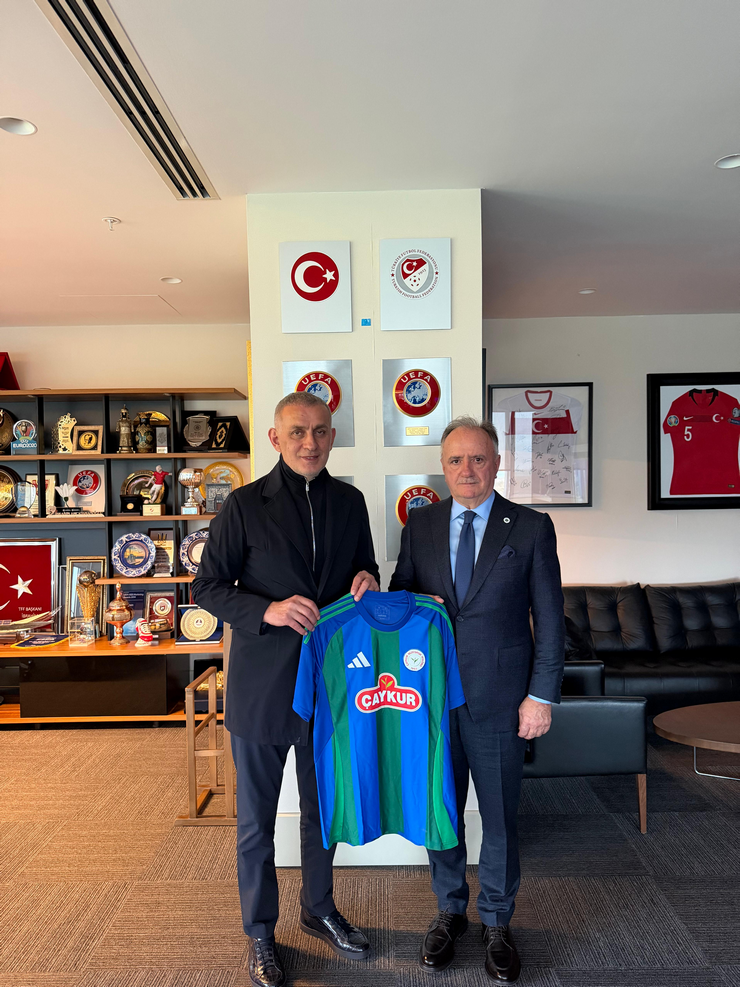 caykur-rizespor-kulubu-baskani-ali-zeki-saruhan-turkiye-futbol-federasyonu-tff-baskani-ibrahim-ethem-haciosmanoglunu-makaminda-ziyaret-etti-1.png