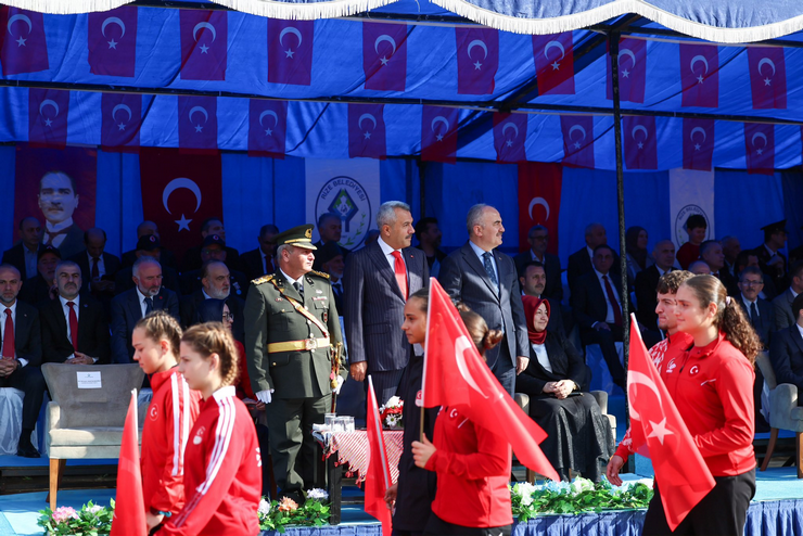 rizede-cumhuriyetin-103-yili-kutlandi-6.png