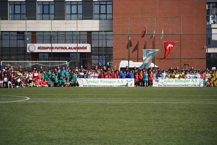 aykur-rizespordan-cumhuriyet-bayramina-yakisir-turnuva-14.png