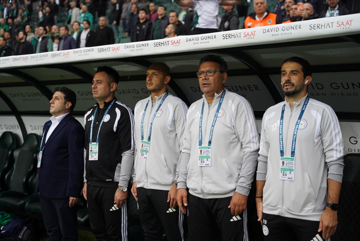 trendyol-super-ligin-10-haftasinda-kocaelispor-ile-caykur-rizespor-a-s-kocaeli-stadyumunda-karsilasti-27.png