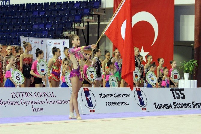 21. Ritmik Cimnastik Turnuvası Başladı