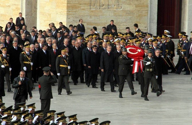 Devletin Zirvesi Anıtkabir’i Ziyaret Etti