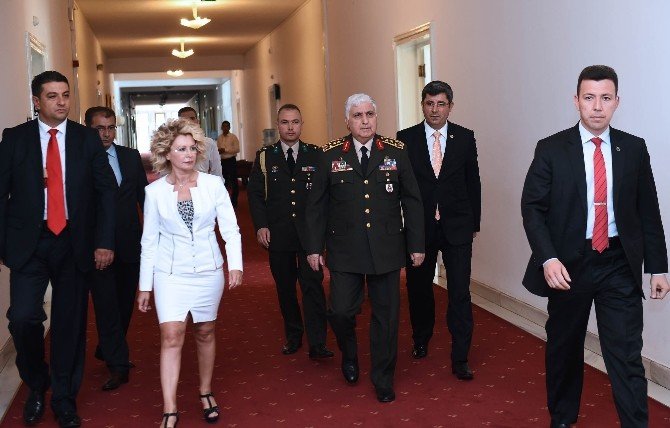 Genelkurmay Başkanı Orgeneral Özel’in Veda Ziyaretleri Başladı