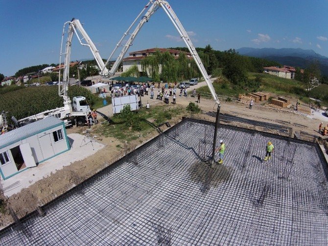 Akyazı’da 350 Konutluk Dev Yatırımın Temeli Atıldı