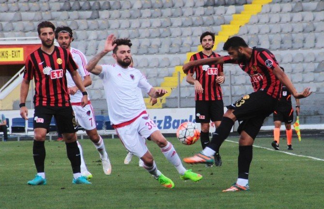 49. Tsyd Ankara Şubesi Devrim Sağıroğlu Futbol Turnuvası’nda Eskişehirspor Üçüncü Oldu