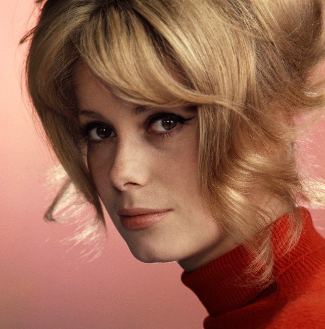Yaşam Boyu Başarı Ödülü Fransız Aktris Catherıne Deneuve’ün