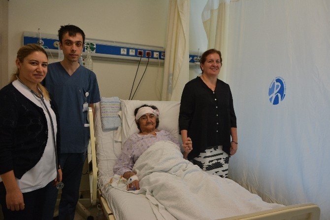 Karın Şişliği Diye Gitti, 5 Kilogram Tümör Çıktı