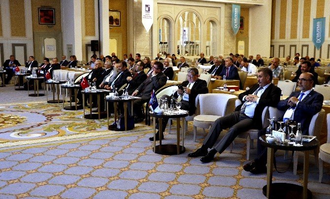 9’uncu Muhasebe Uygulamaları Ve Vergi Mevzuatı Sempozyumu Devam Ediyor