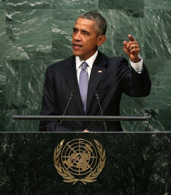 Obama: “Bir Diktatör On Binlerce İnsanı Katlediyor”