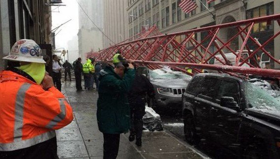 New York’ta Vinç Devrildi: 1 Ölü
