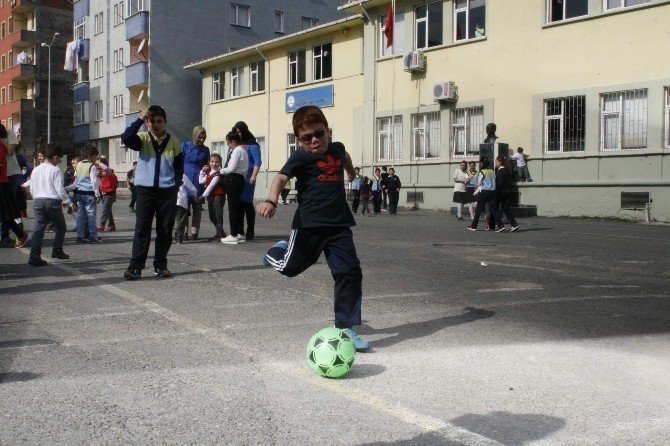 Minik Adbulkadir Dünyada Nadir Görülen Msp Tip Vı Hastalığı İle Mücadele Ediyor