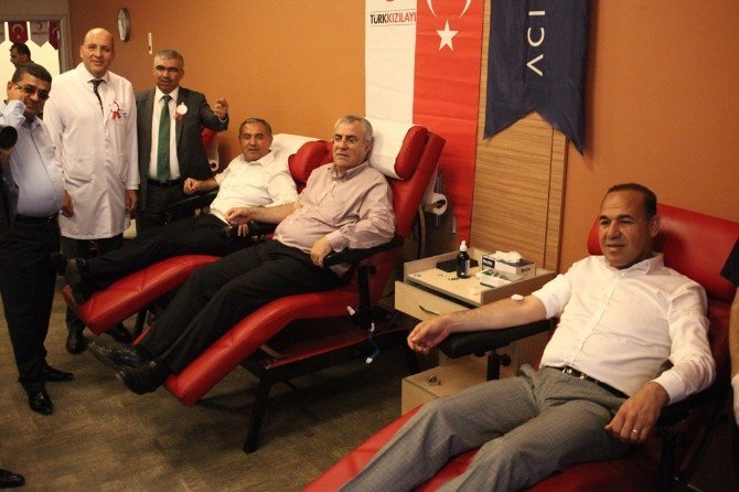 Başkanlar Kemik İliği İçin Kan Verdi