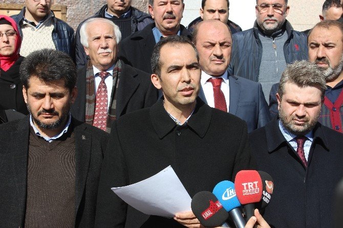 Kahramanmaraş’ta 52 Kişilik Heyet, Kılıçdaroğlu Hakkında Suç Duyurusunda Bulundu
