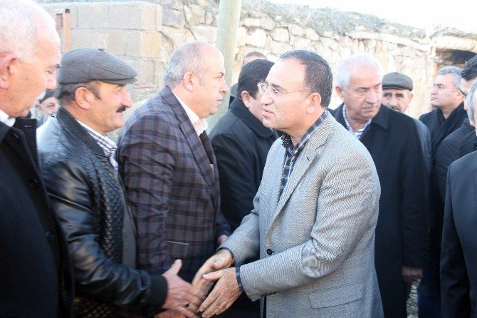 Bakan Bozdağ’dan ’Cuma Namazı Düzenlemesi’ Açıklaması