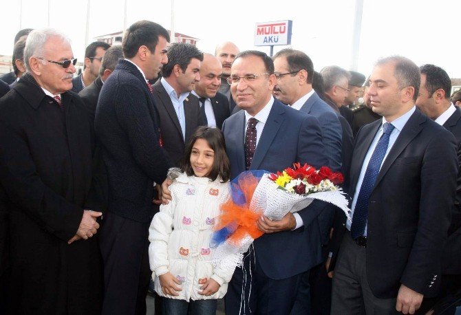 Bakan Bozdağ: “Diyarbakır’daki Saldırı Türkiye’nin Birlik Ve Beraberliğine Yapılan Bir Saldırıdır”
