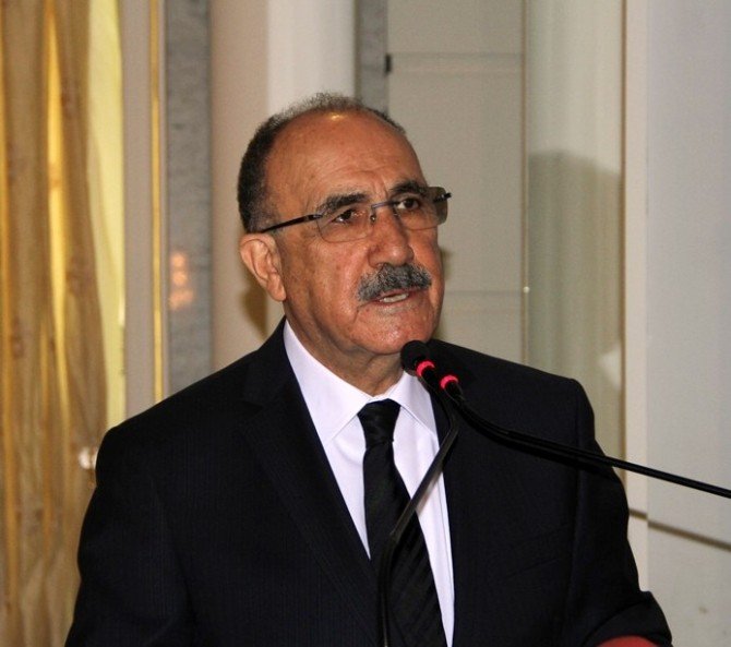 Beşir Atalay Van’da Kanaat Önderleriyle Bir Araya Geldi