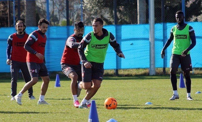 Adana Demirspor İznin Ardından Çalışmalara Başladı