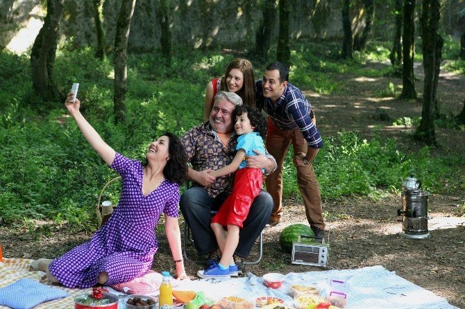 Yaktın Beni Filminin Özel Gösterimiyle Adana’ya Yıldız Yağacak