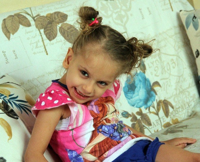 4 Yaşına Kadar Yürüyemeyen Ve Konuşamayan Çilem’de Büyük İlerleme