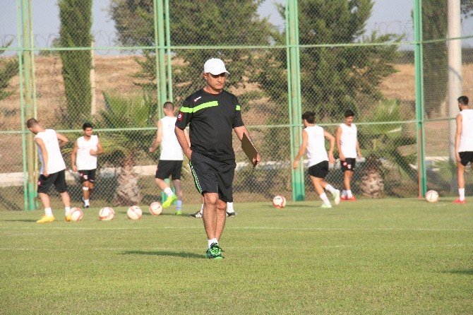 Adanaspor’da Samican Sakatlandı