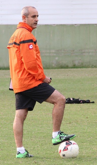Adanaspor Moral Arıyor