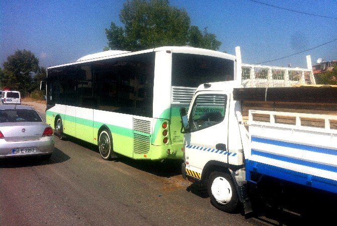 Çevre Yolunda Zincirleme Trafik Kazası: 1 Yaralı