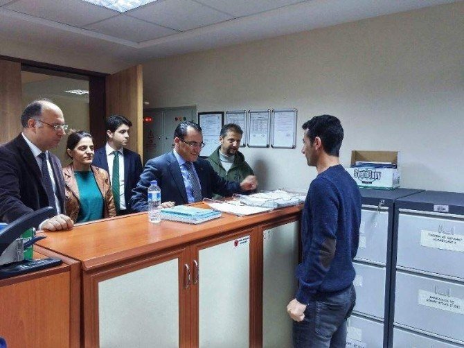 Kaymakam Ahmet Gazi Kaya, Kahta Meslek Yüksekokulunu Ziyaret Etti