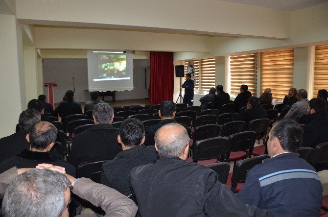 Hanönü’de İmamlara Ve Köy Muhtarlarına Yangın Eğitimi
