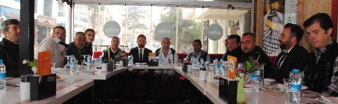 Afyon Beşiktaşlılar Derneği Basın Mensuplarıyla Bir Araya Geldi