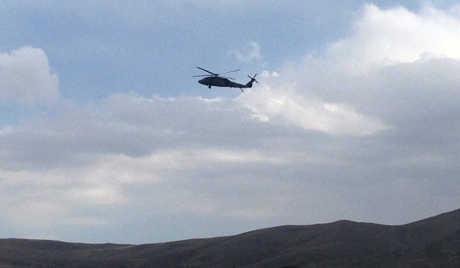 Doğubayazıt’ta Bir Araç Ateşe Verildi