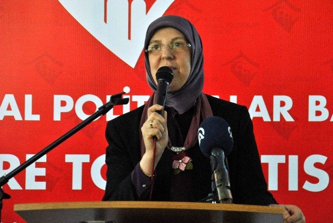 Bakan Ramazanoğlu: “2016’da 30 Milyara Yakın Sosyal Yardım Yapacağız”