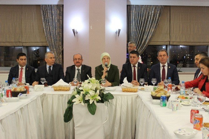 Bakan Ramazanoğlu, Gazetecilerle Buluştu