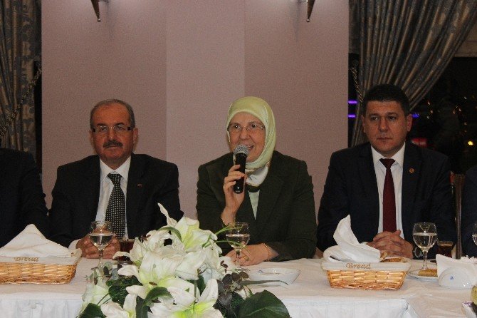 Bakan Ramazanoğlu, Gazetecilerle Buluştu