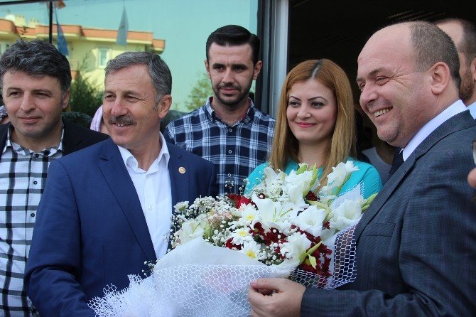 Ak Parti Genel Başkan Yardımcısı Ve Manisa Milletvekili Selçuk Özdağ: