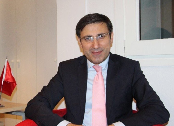 Küçükcan: “Batı Türkiye’yi Takdir Ediyor”