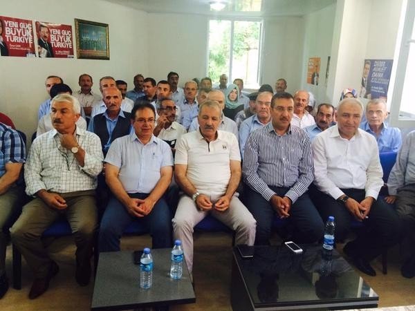 Ak Parti’nin Akçadağ İlçe Danışma Toplantısı Yapıldı