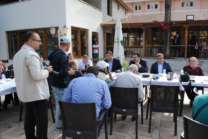 Haluk İpek Toplantı Düzenledi