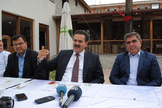 Haluk İpek Toplantı Düzenledi