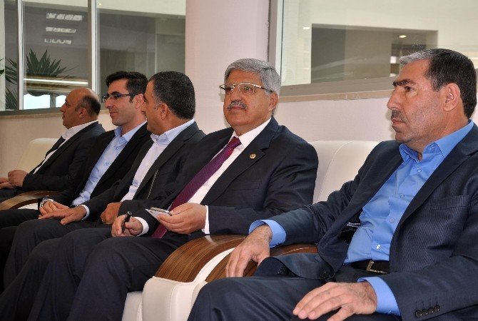 Ak Parti Genel Başkan Yardımcısı Vedat Demiröz: