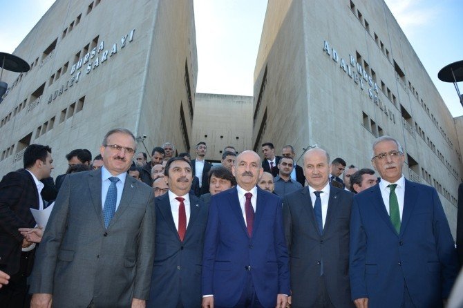Sağlık Bakanı Müezzinoğlu: "Milletin Beklentisi Dünya İle Yarışabilecek Bir Anayasa