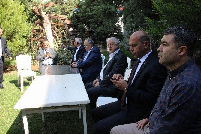 Ak Parti Gaziantep Milletvekili Adayları Fabrika İşçilerini Ziyaret Etti