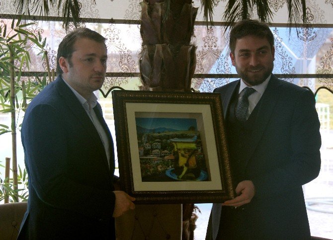 Ak Parti Genlik Kolları Genel Başkanı Ecertaş: "Türkiye’de Genç Kürsü İle Gençleri Dinleyeceğiz”