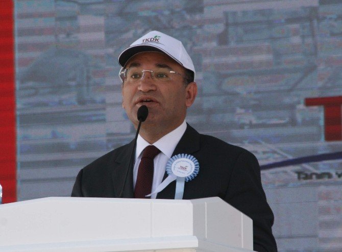 Ak Parti Genel Başkan Yardımcısı Bekir Bozdağ: