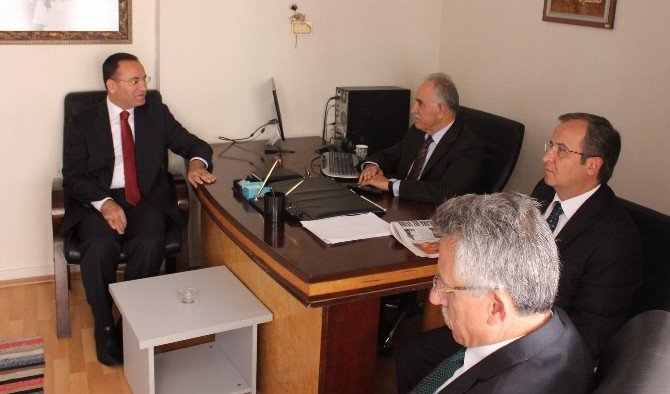 Ak Parti Genel Başkan Yardımcısı Bekir Bozdağ :