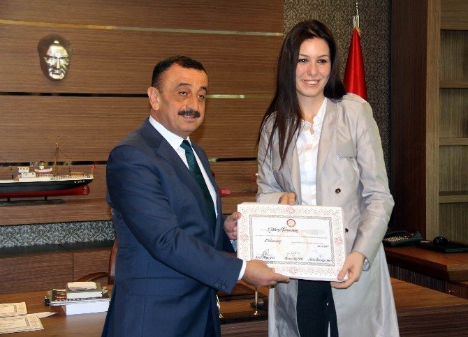 Ak Parti Samsun Milletvekilleri Mazbatalarını Aldı