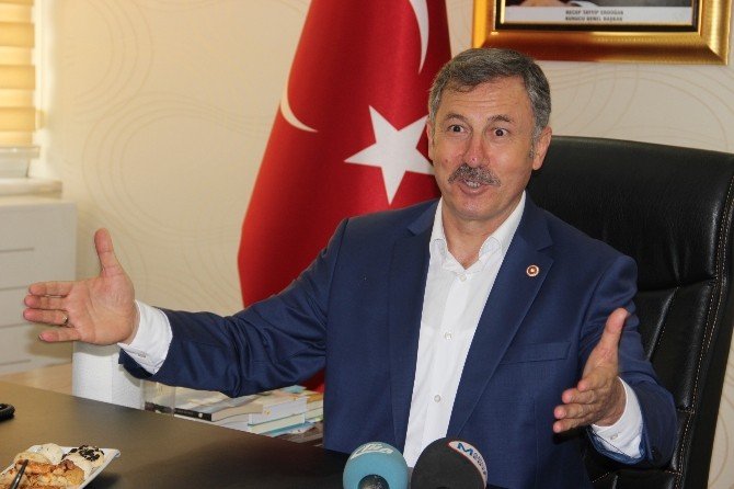 Ak Partinin Vaatleri Milletin Yüzünü Güldürecek