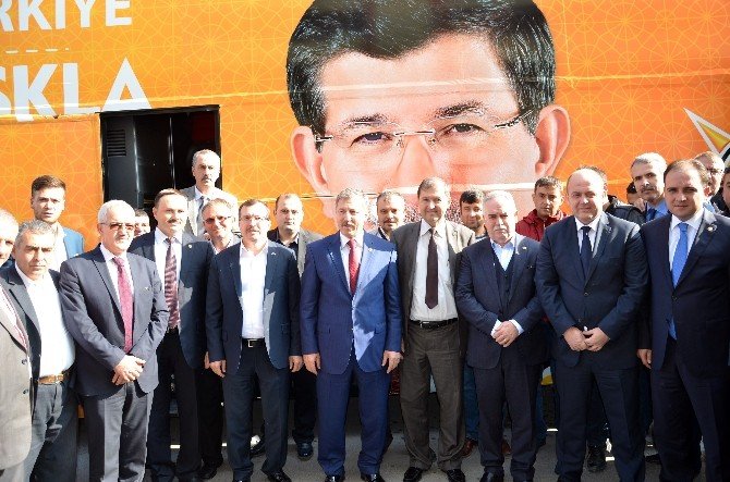 Özdağ, Bahçeli Ve Kılıçdaroğlu’nu Eleştirdi